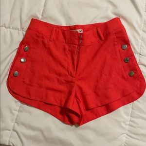 Mid waist shorts